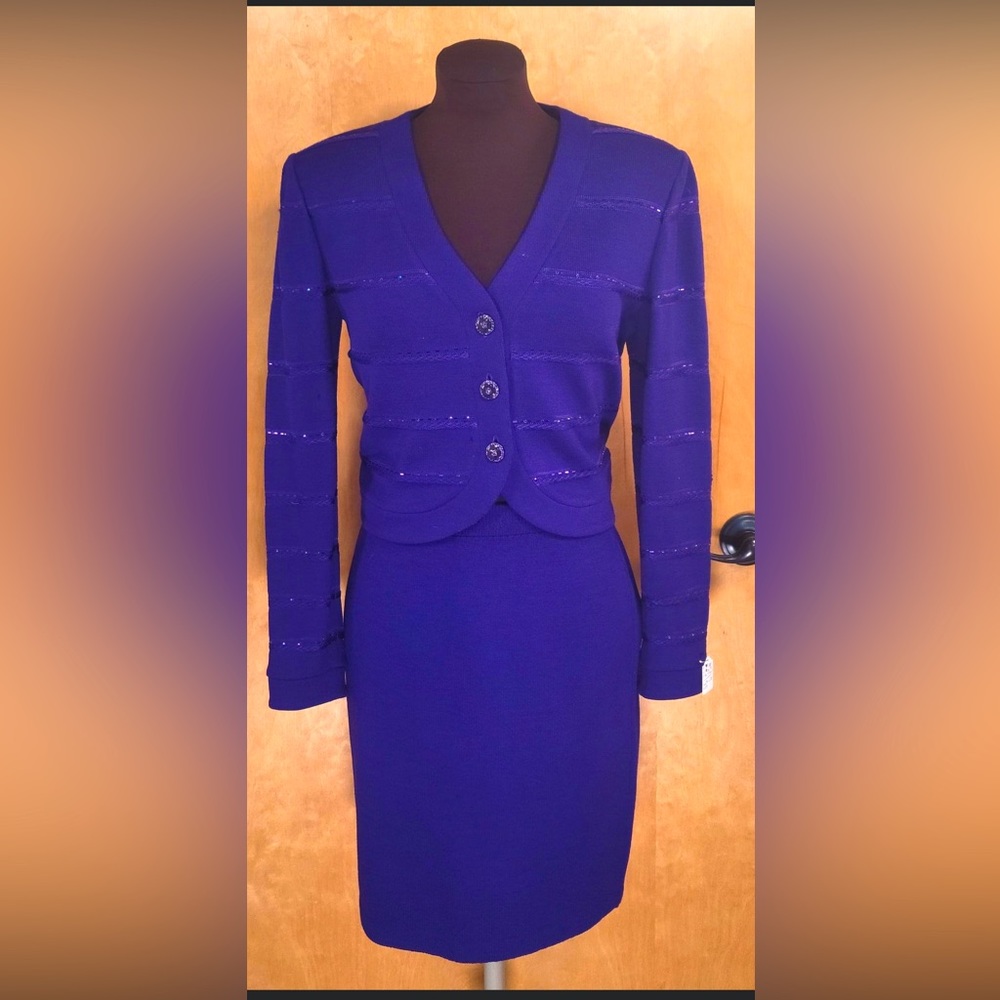 St. John Dress Suit - Size 10